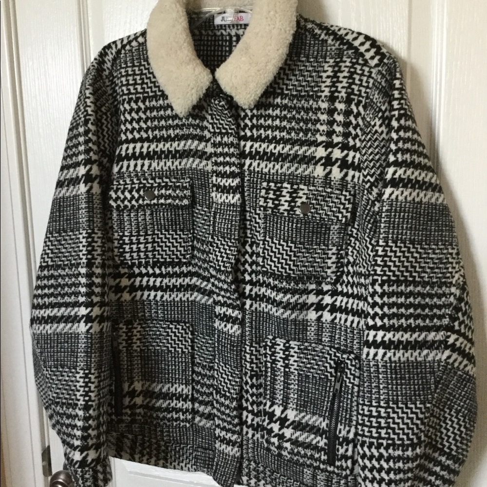 JUST FAB XXL Classic thick Fabric Plaid Black/White Jacket NEW Super Cute!! - Picture 4 of 8